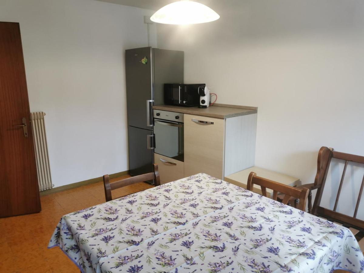Spazioso E Completo Appartamento Con 3 Camere, Doppi Servizi, Fino A 8 Posti Letto Pedavena Esterno foto